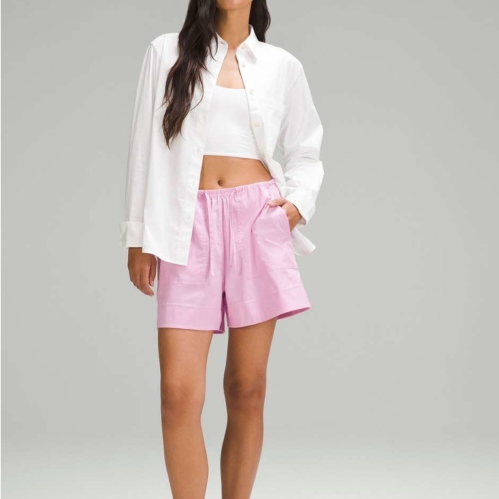 Lululemon Cotton Blend Poplin HR Short 4”